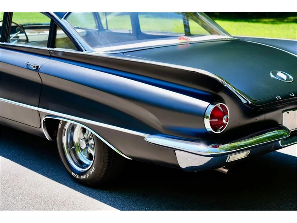 1960 Buick Invicta - Image 26 of 31