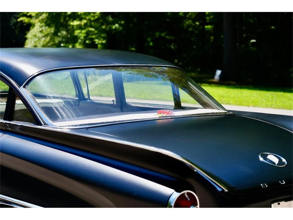 1960 Buick Invicta - Image 28 of 31