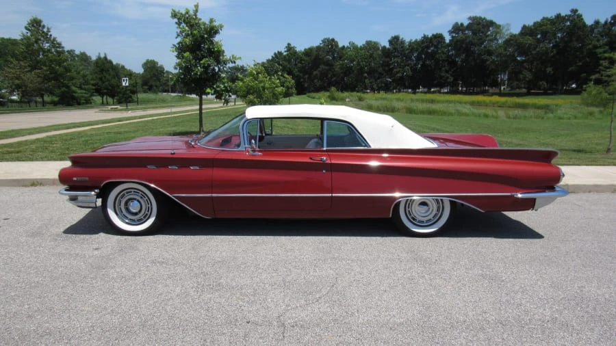 1960 Buick Invicta - Image 2 of 8