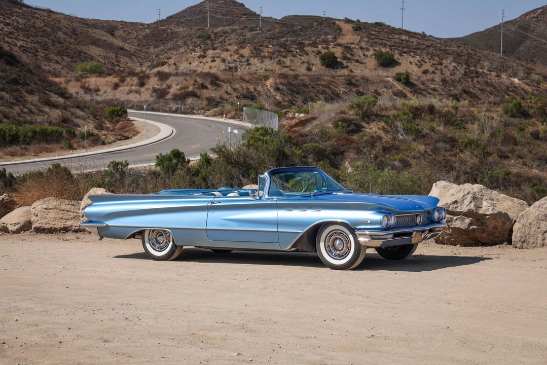 1960 Buick Invicta - Image 14 of 31