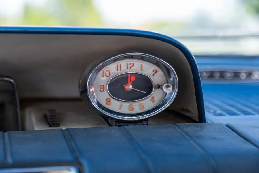 1960 Buick Invicta - Image 27 of 31