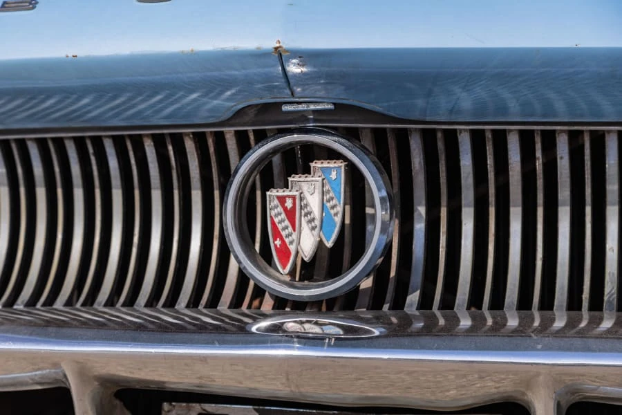 1960 Buick Invicta - Image 13 of 31