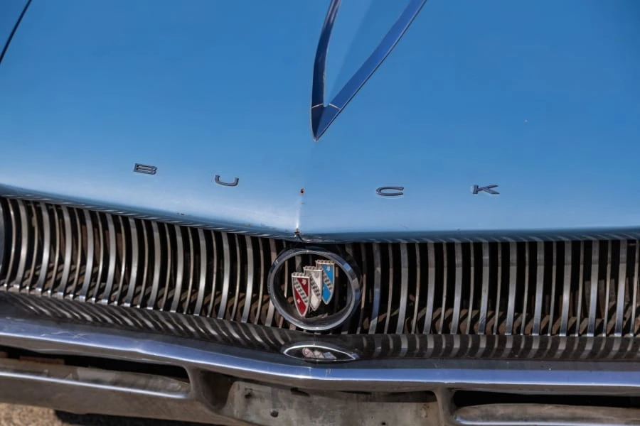 1960 Buick Invicta - Image 16 of 31