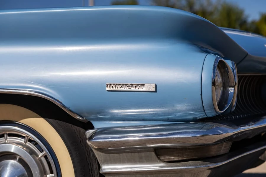 1960 Buick Invicta - Image 17 of 31