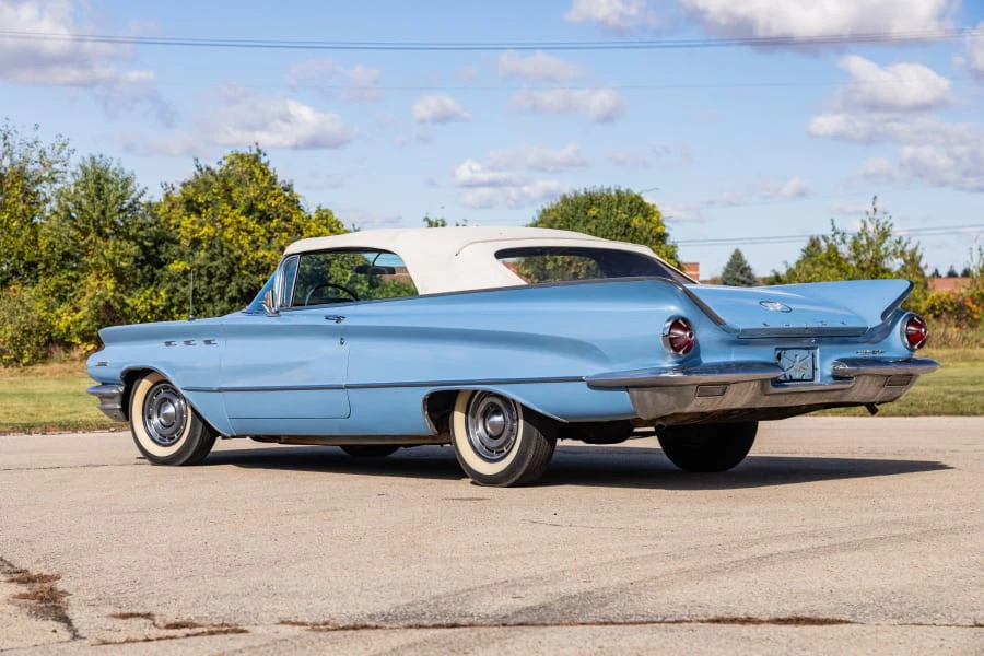1960 Buick Invicta - Image 19 of 31