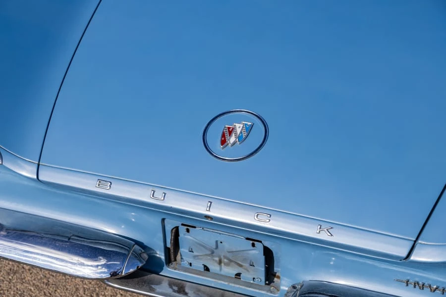1960 Buick Invicta - Image 9 of 31