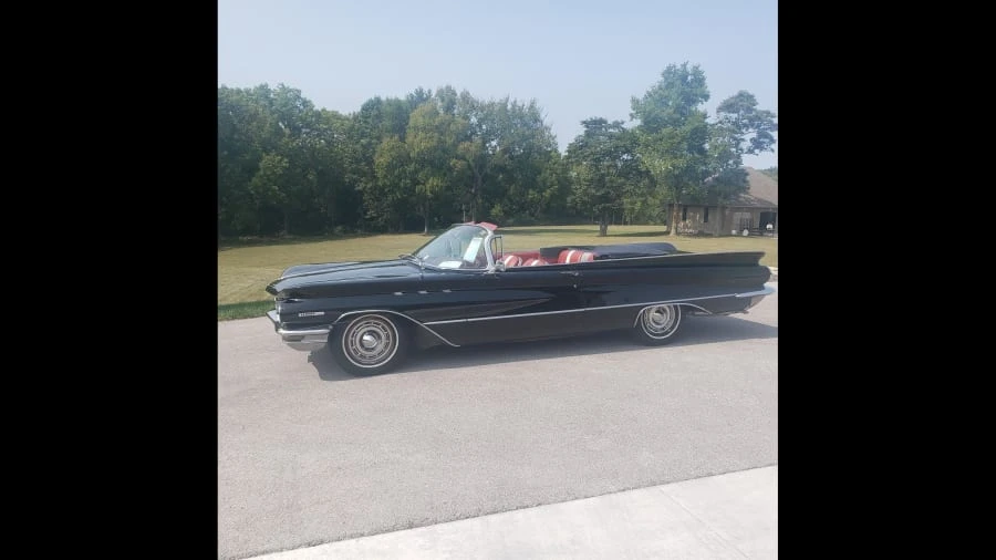 1960 Buick Invicta - Image 2 of 4