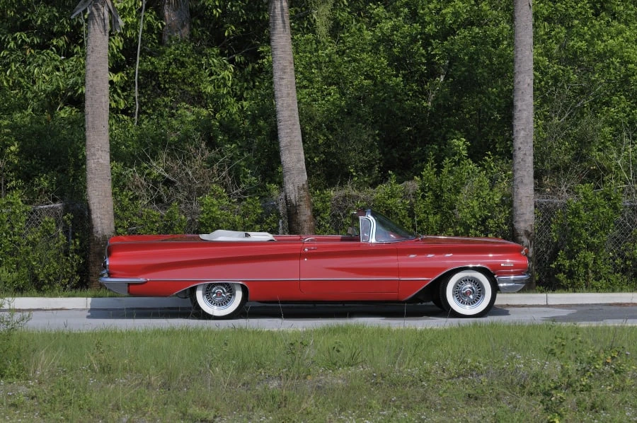 1960 Buick Invicta - Image 3 of 11