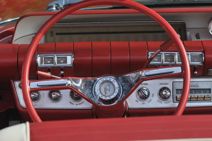 1960 Buick Invicta - Image 5 of 11