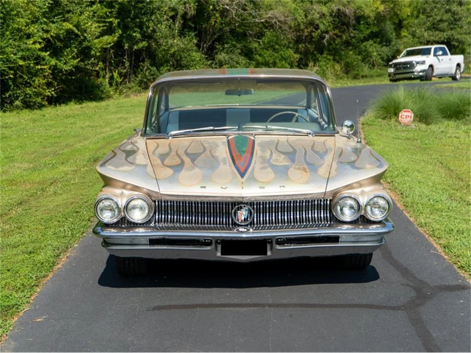 1960 Buick LeSabre - Image 15 of 31