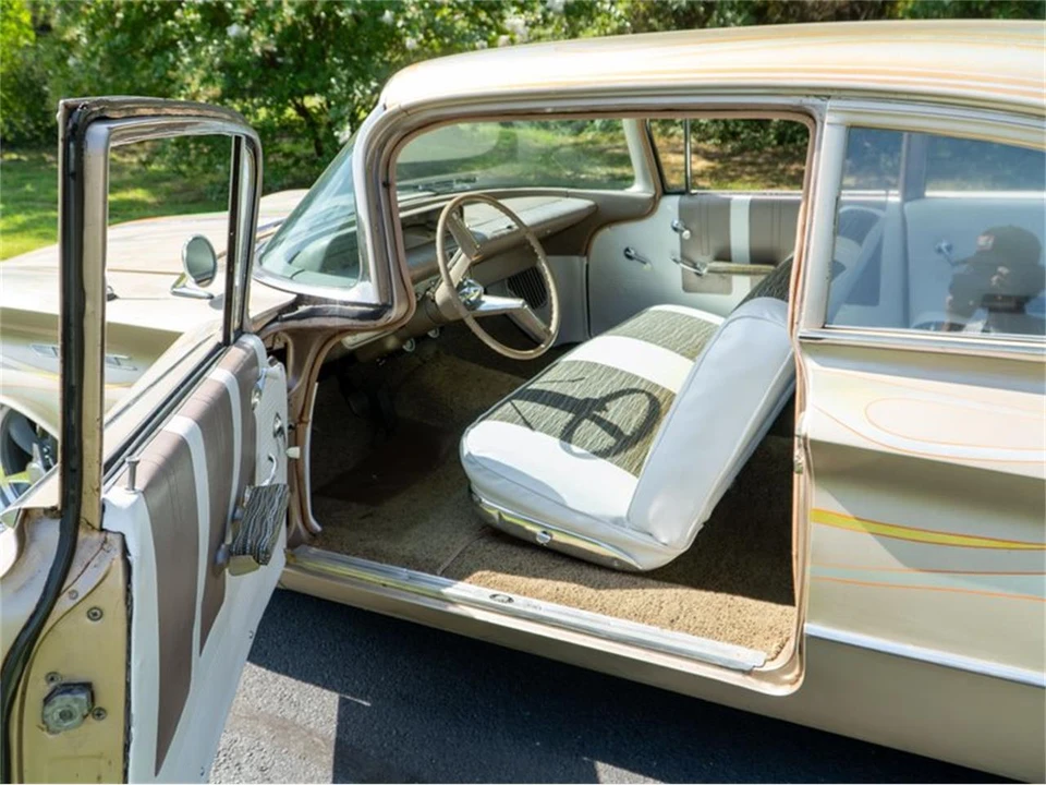 1960 Buick LeSabre - Image 18 of 31