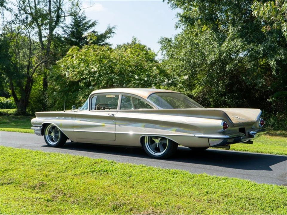 1960 Buick LeSabre - Image 4 of 31