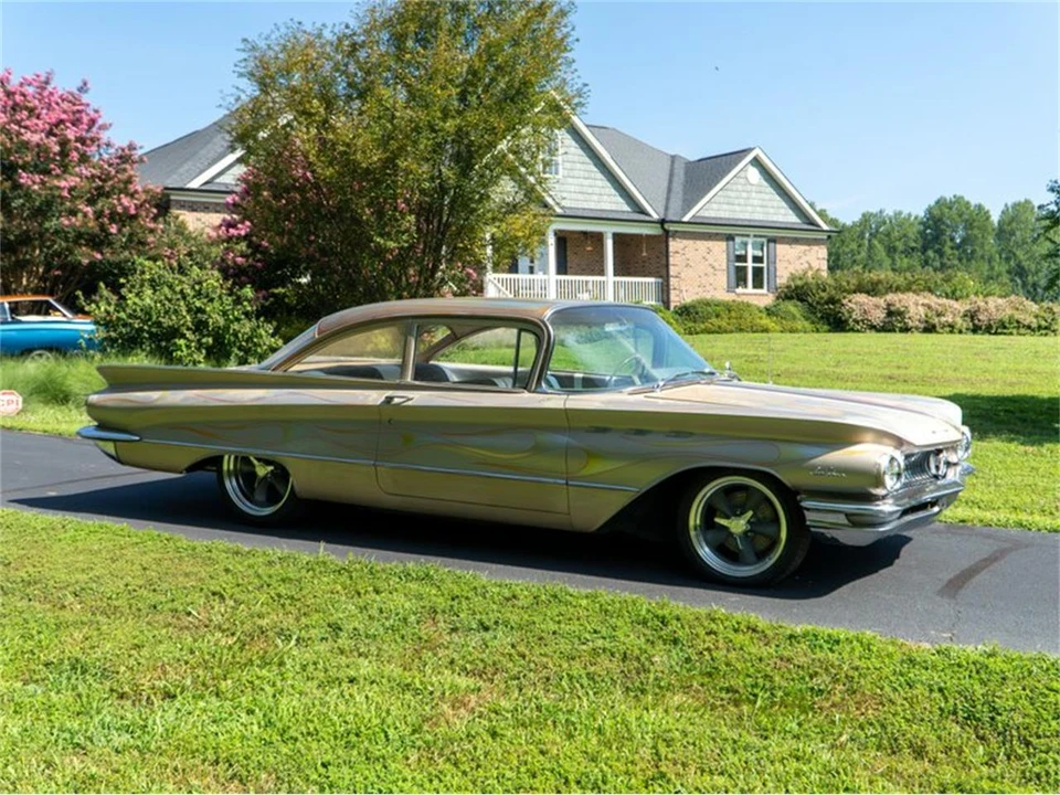 1960 Buick LeSabre - Image 12 of 31