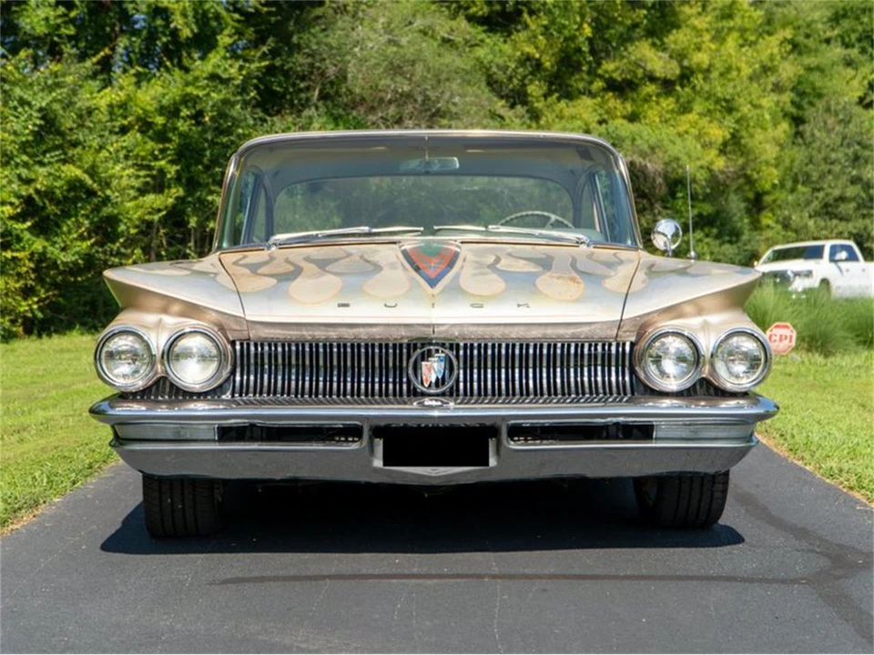1960 Buick LeSabre - Image 16 of 31