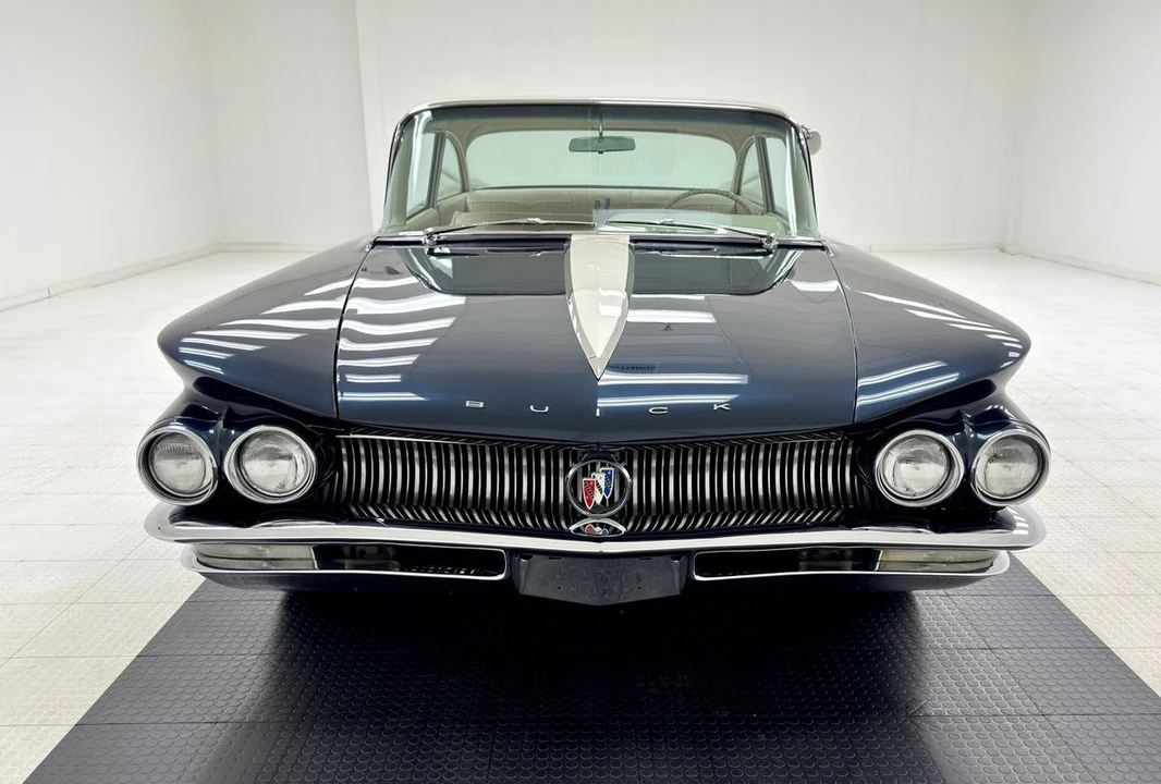 1960 Buick LeSabre - Image 8 of 12