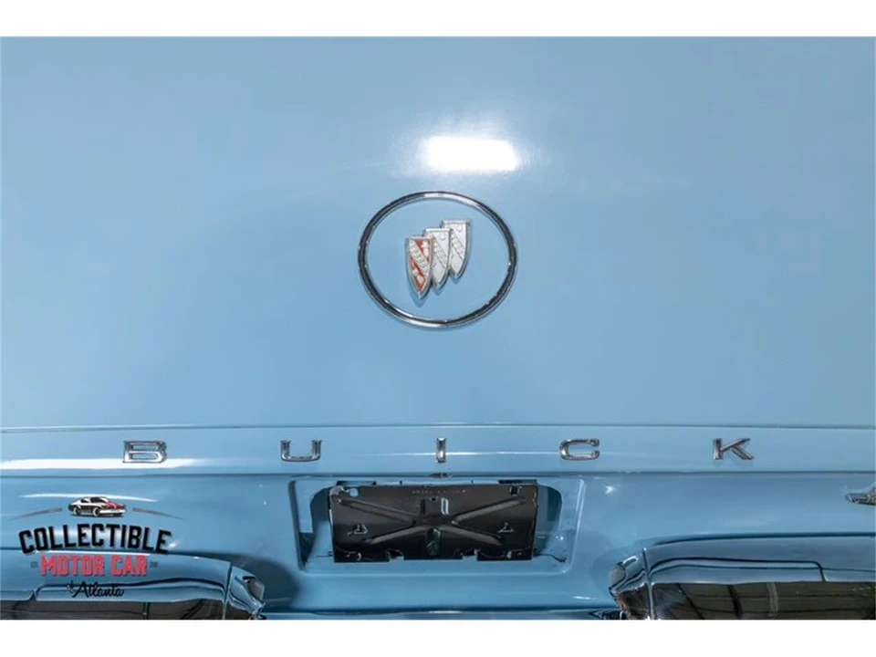 1960 Buick LeSabre - Image 21 of 31