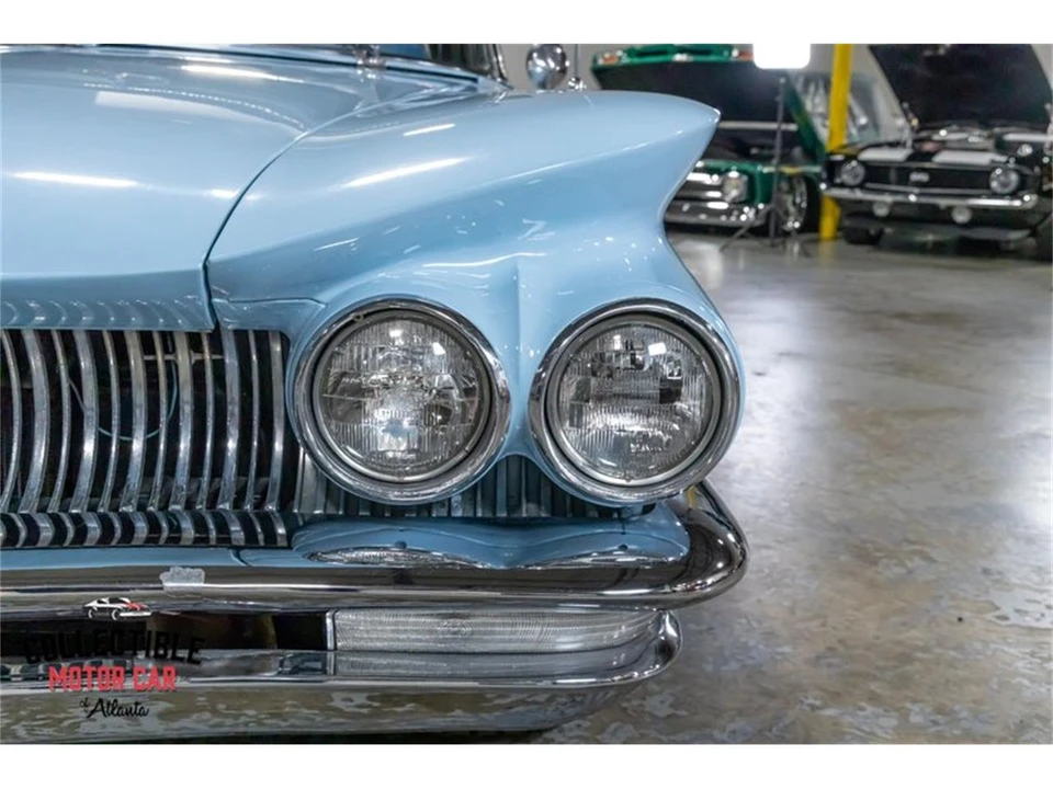 1960 Buick LeSabre - Image 15 of 31