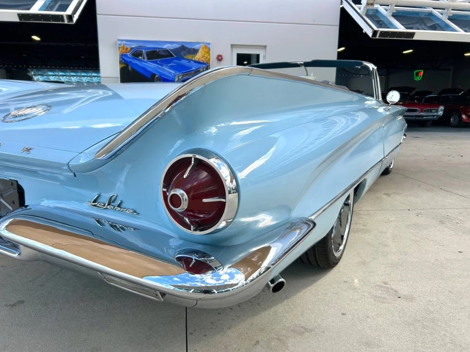 1960 Buick LeSabre - Image 13 of 21