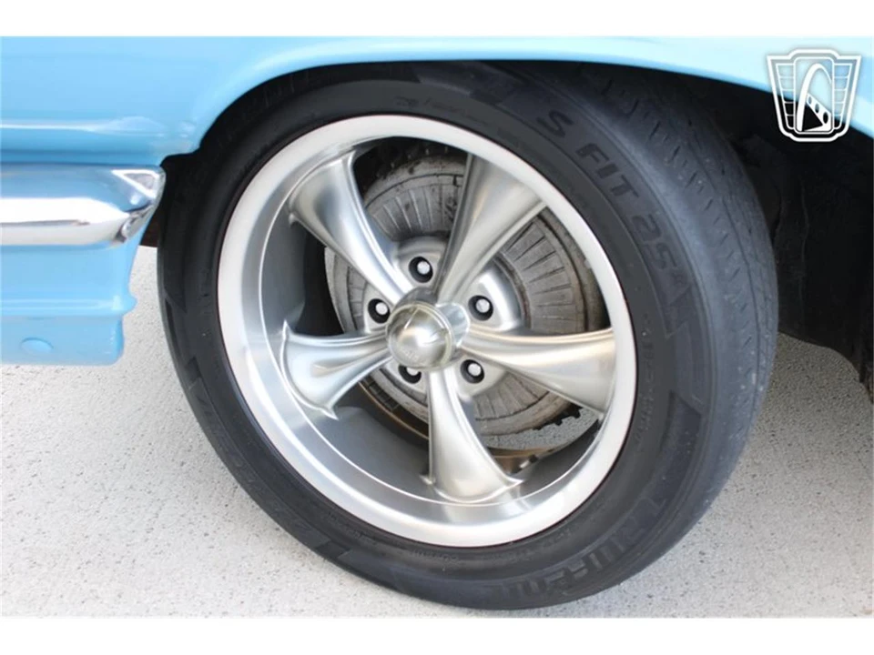 1960 Buick LeSabre - Image 26 of 31