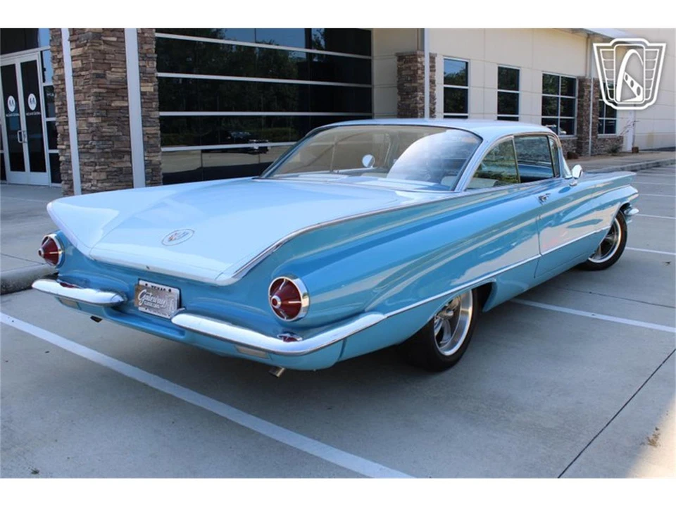 1960 Buick LeSabre - Image 12 of 31