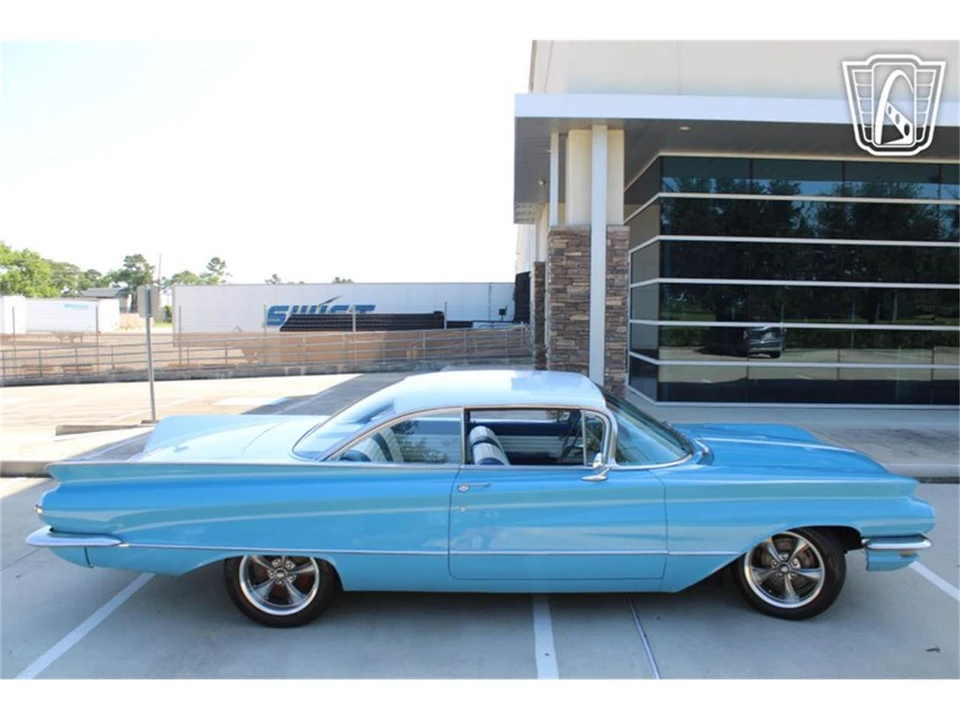 1960 Buick LeSabre - Image 14 of 31