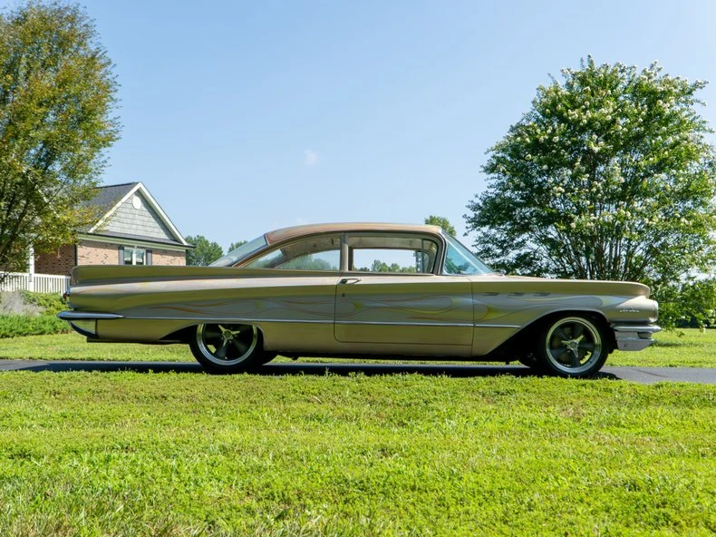 1960 Buick LeSabre - Image 11 of 31