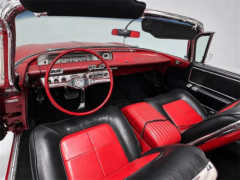 1960 Buick LeSabre - Image 4 of 8