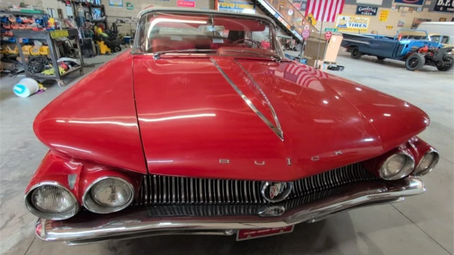 1960 Buick LeSabre - Image 5 of 10