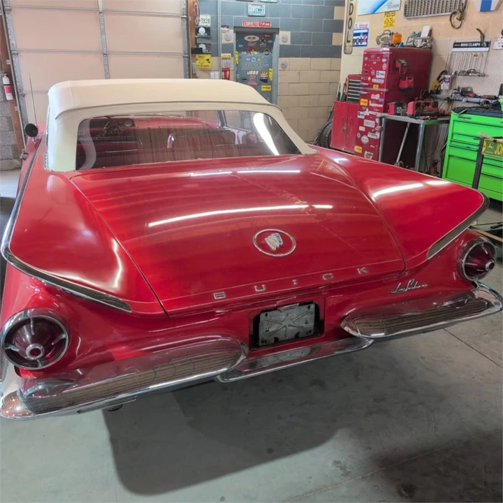1960 Buick LeSabre - Image 6 of 10