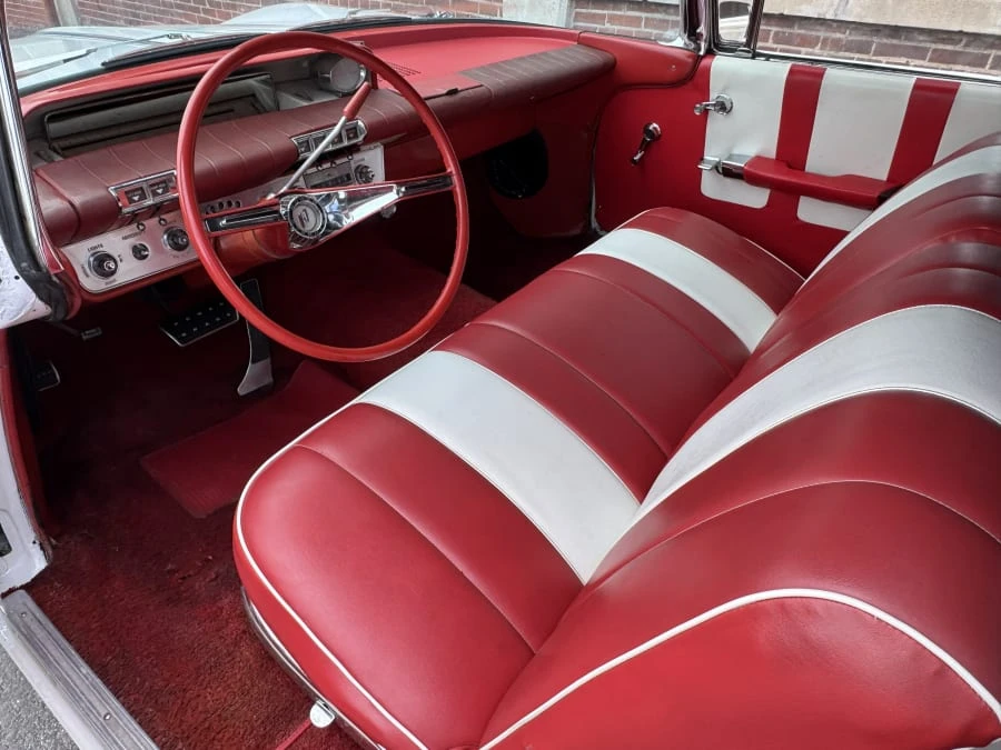 1960 Buick LeSabre - Image 4 of 8