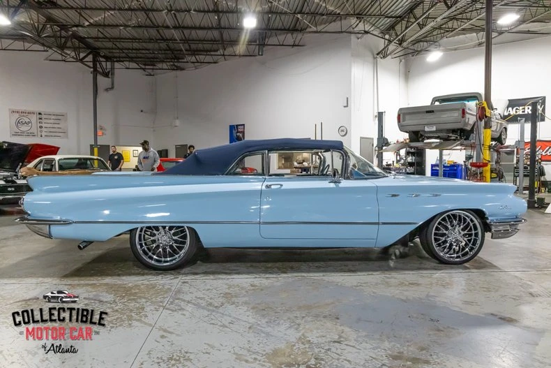 1960 Buick LeSabre - Image 7 of 31