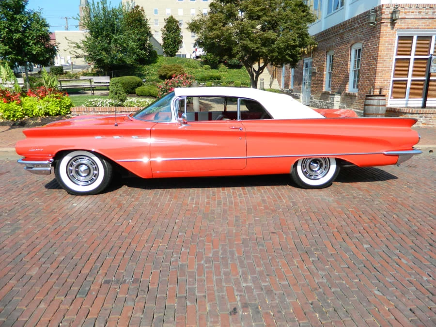 1960 Buick LeSabre - Image 2 of 9