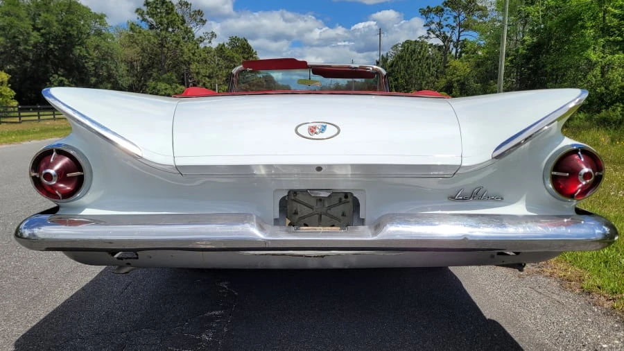 1960 Buick LeSabre - Image 22 of 31