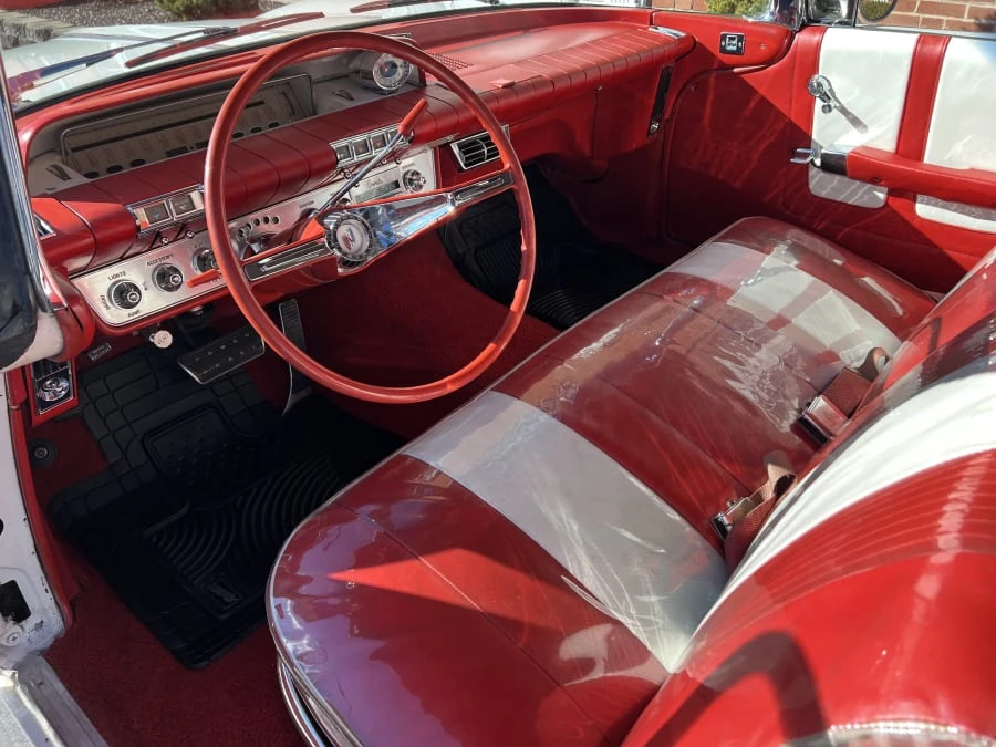 1960 Buick LeSabre - Image 3 of 9