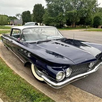 1960 Buick LeSabre Custom Sedan 4D