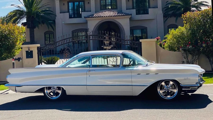 1960 Buick LeSabre - Image 2 of 12