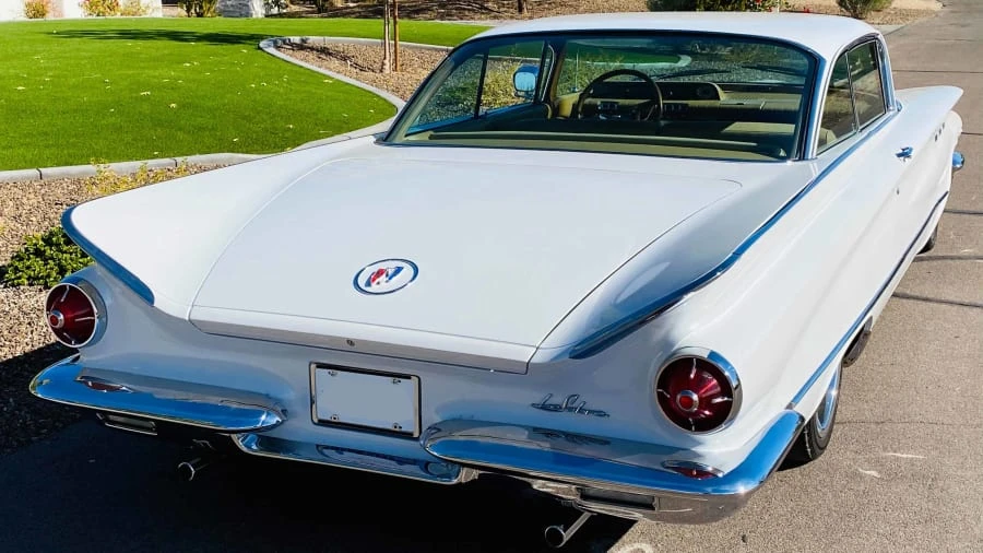 1960 Buick LeSabre - Image 10 of 12
