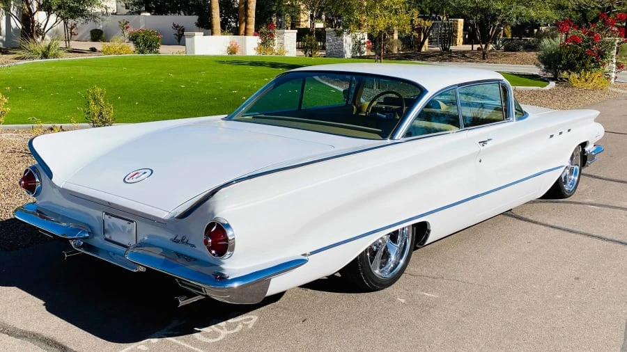 1960 Buick LeSabre - Image 3 of 12