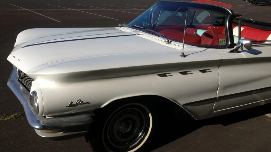 1960 Buick LeSabre - Image 6 of 8