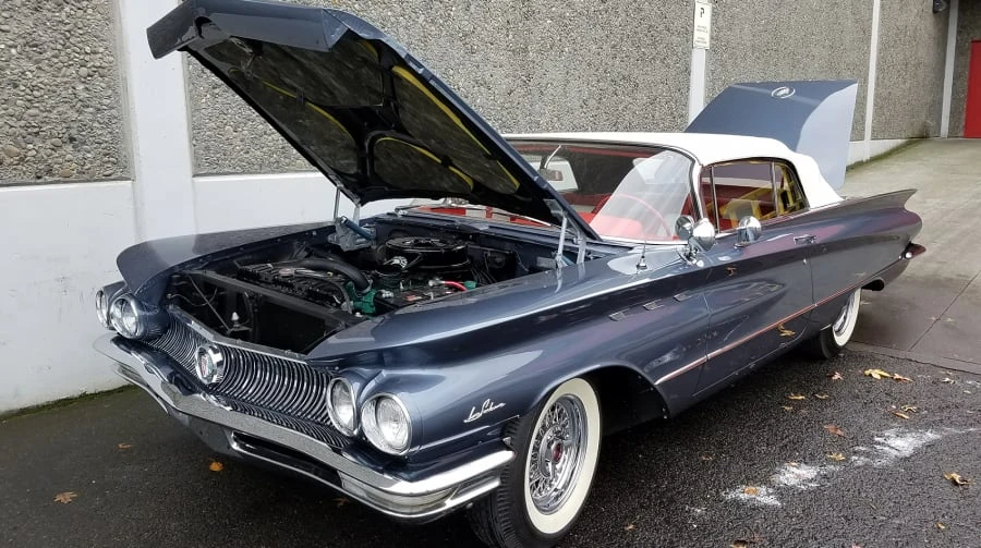 1960 Buick LeSabre - Image 9 of 10
