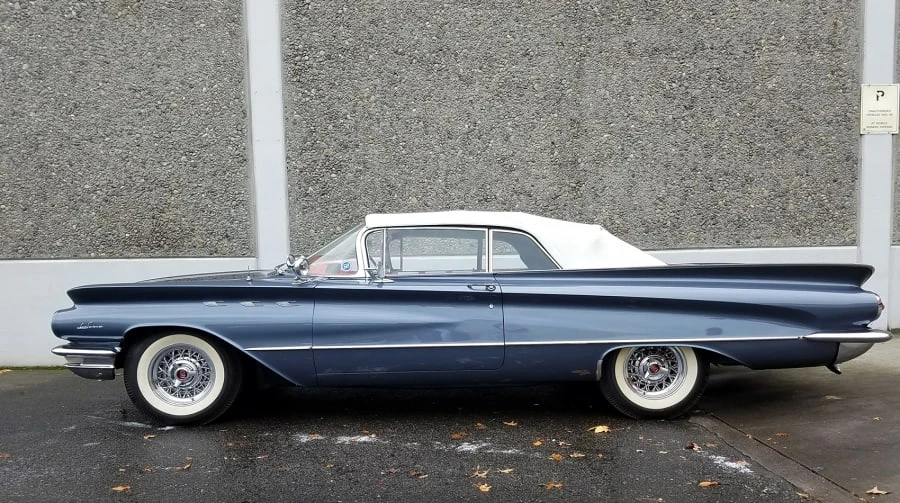 1960 Buick LeSabre - Image 2 of 10