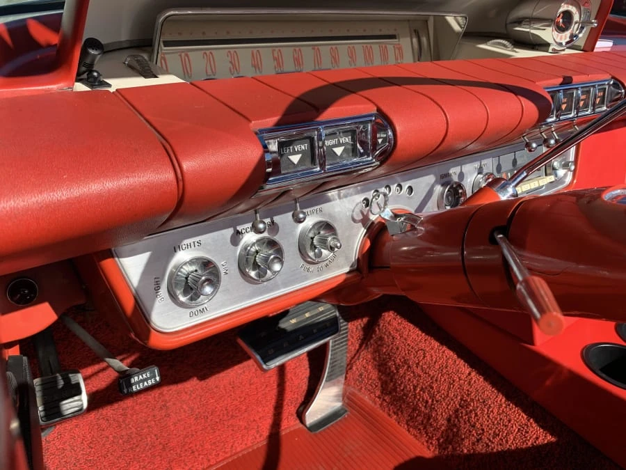 1960 Buick LeSabre - Image 5 of 9