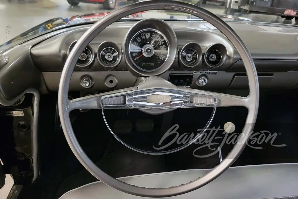 1960 Chevrolet Biscayne - Image 8 of 11