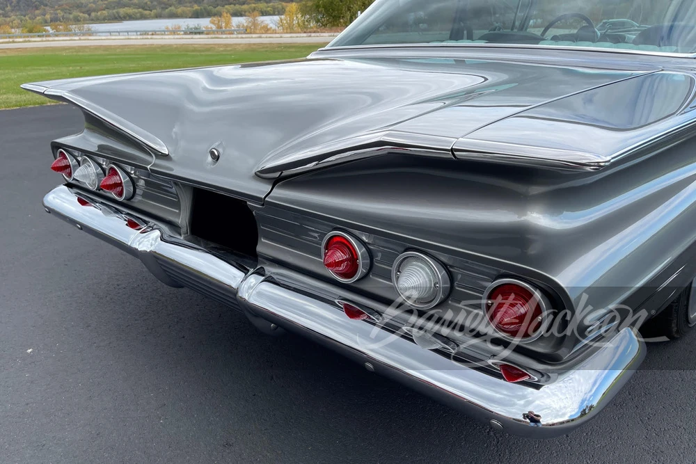 1960 Chevrolet Biscayne - Image 10 of 17