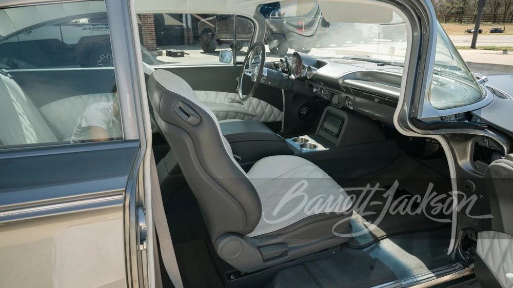 1960 Chevrolet Biscayne - Image 9 of 31