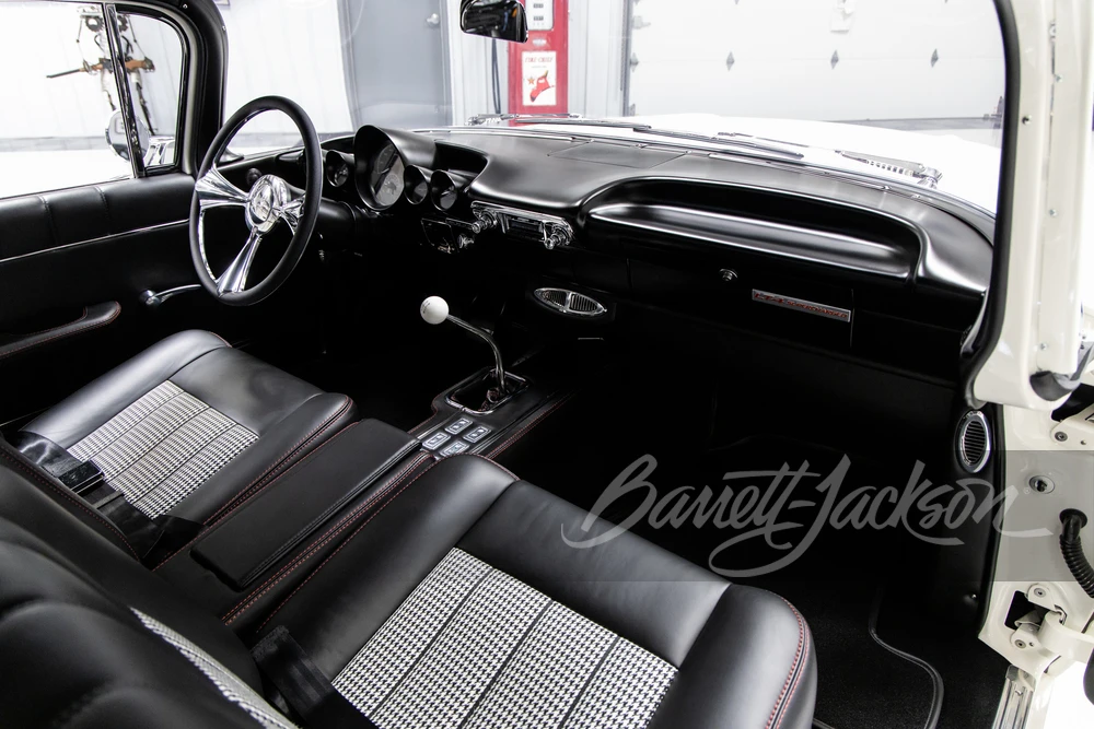 1960 Chevrolet Biscayne - Image 4 of 31