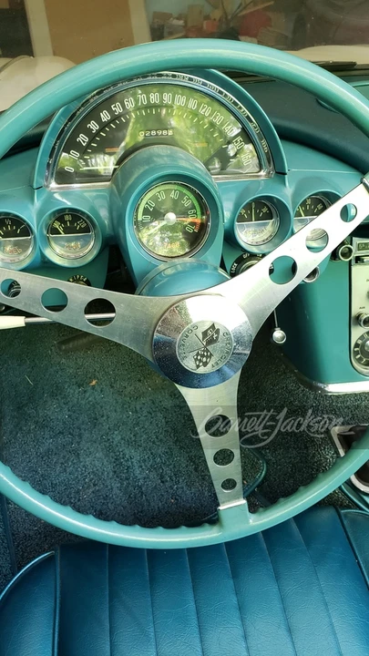 1960 Chevrolet Corvette C1 - Image 9 of 31