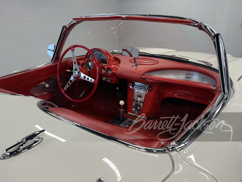 1960 Chevrolet Corvette C1 - Image 2 of 31