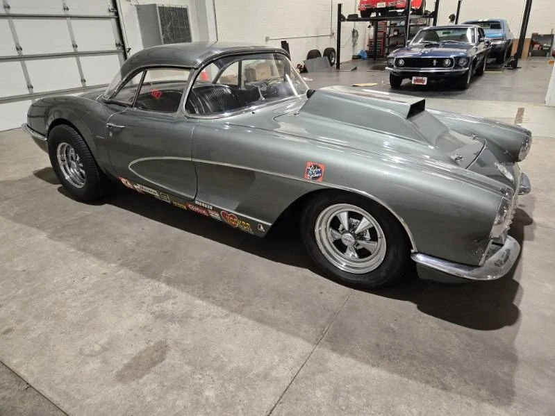 1960 Chevrolet Corvette C1 - Image 10 of 11