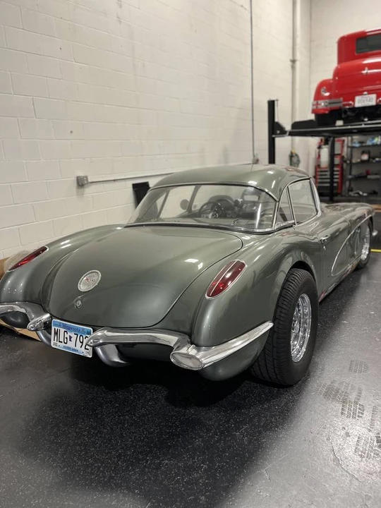 1960 Chevrolet Corvette C1 - Image 2 of 11
